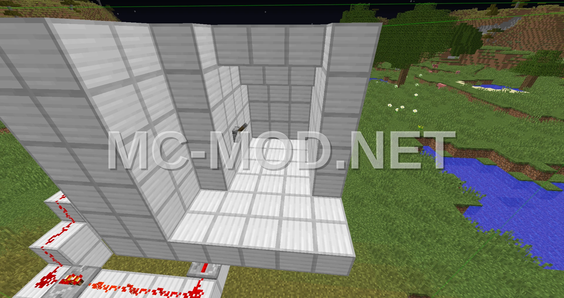 3×3 Piston Door With Interior Lock