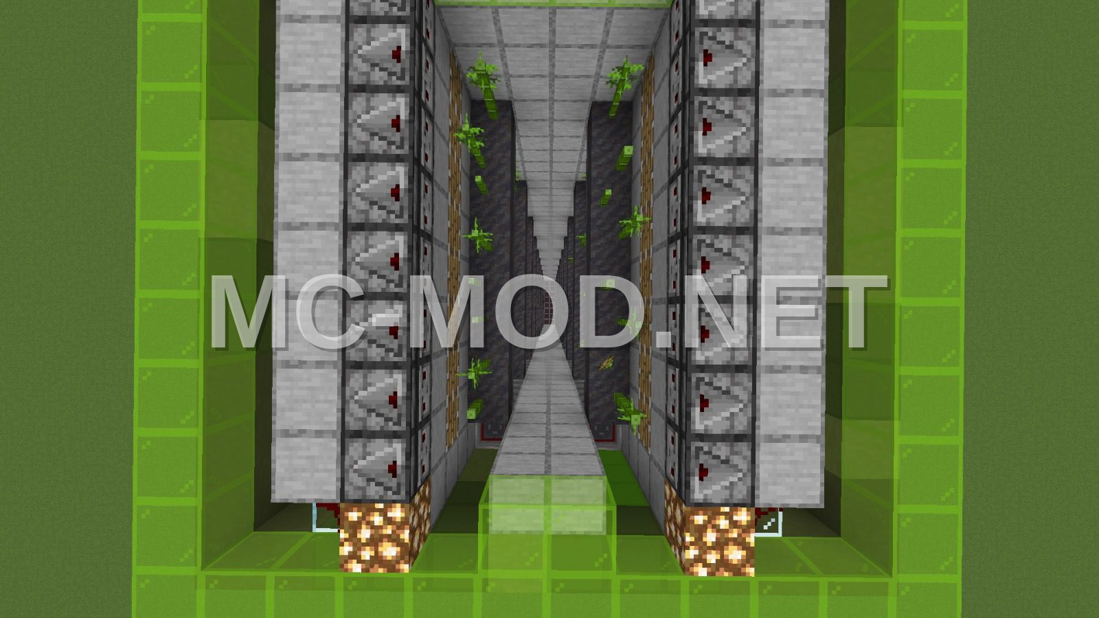 Expandable Bamboo Farm With Giant Decoration