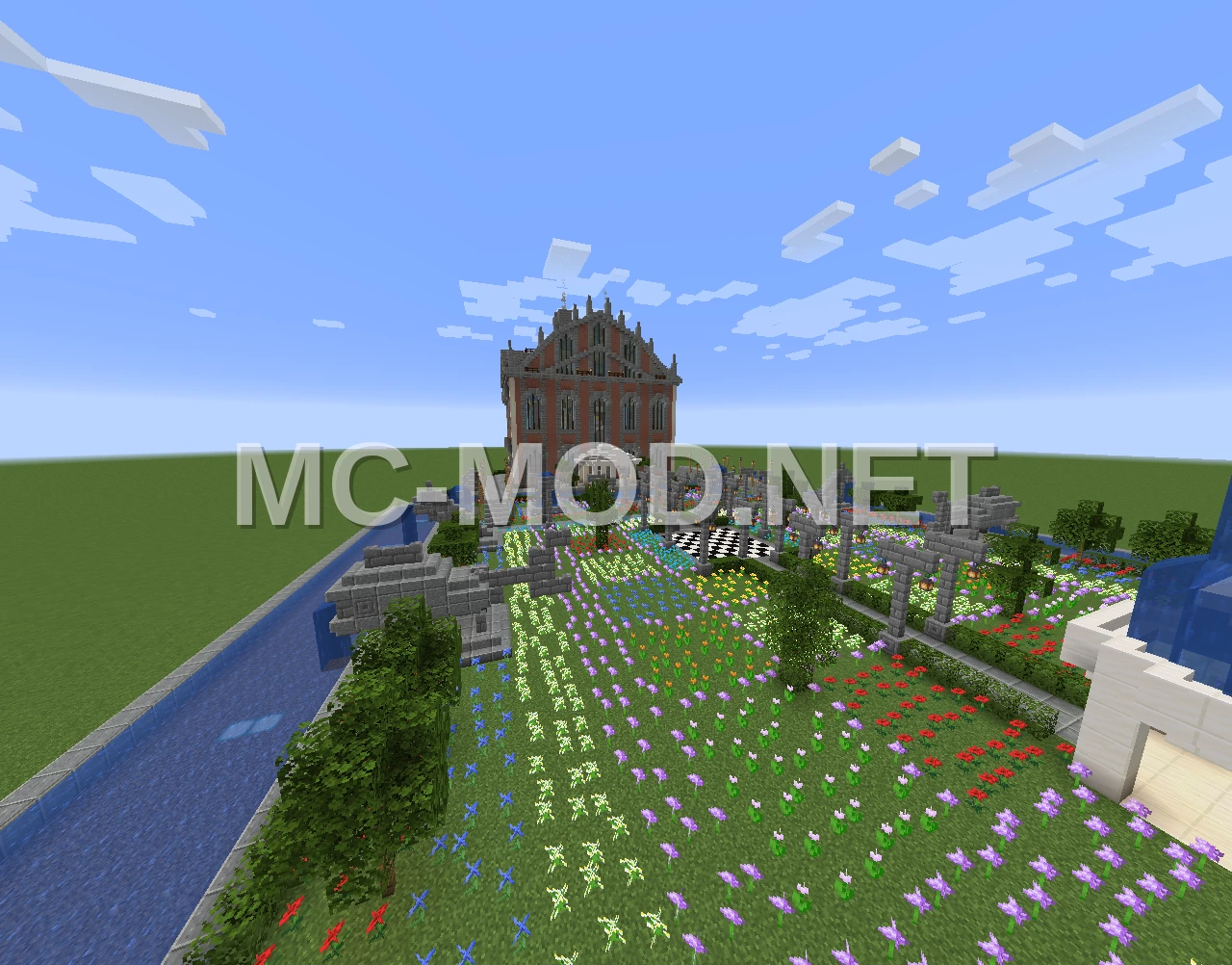 Spacious Mansion With Park